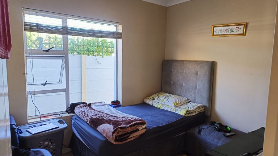 To Let 3 Bedroom Property for Rent in Parklands Western Cape